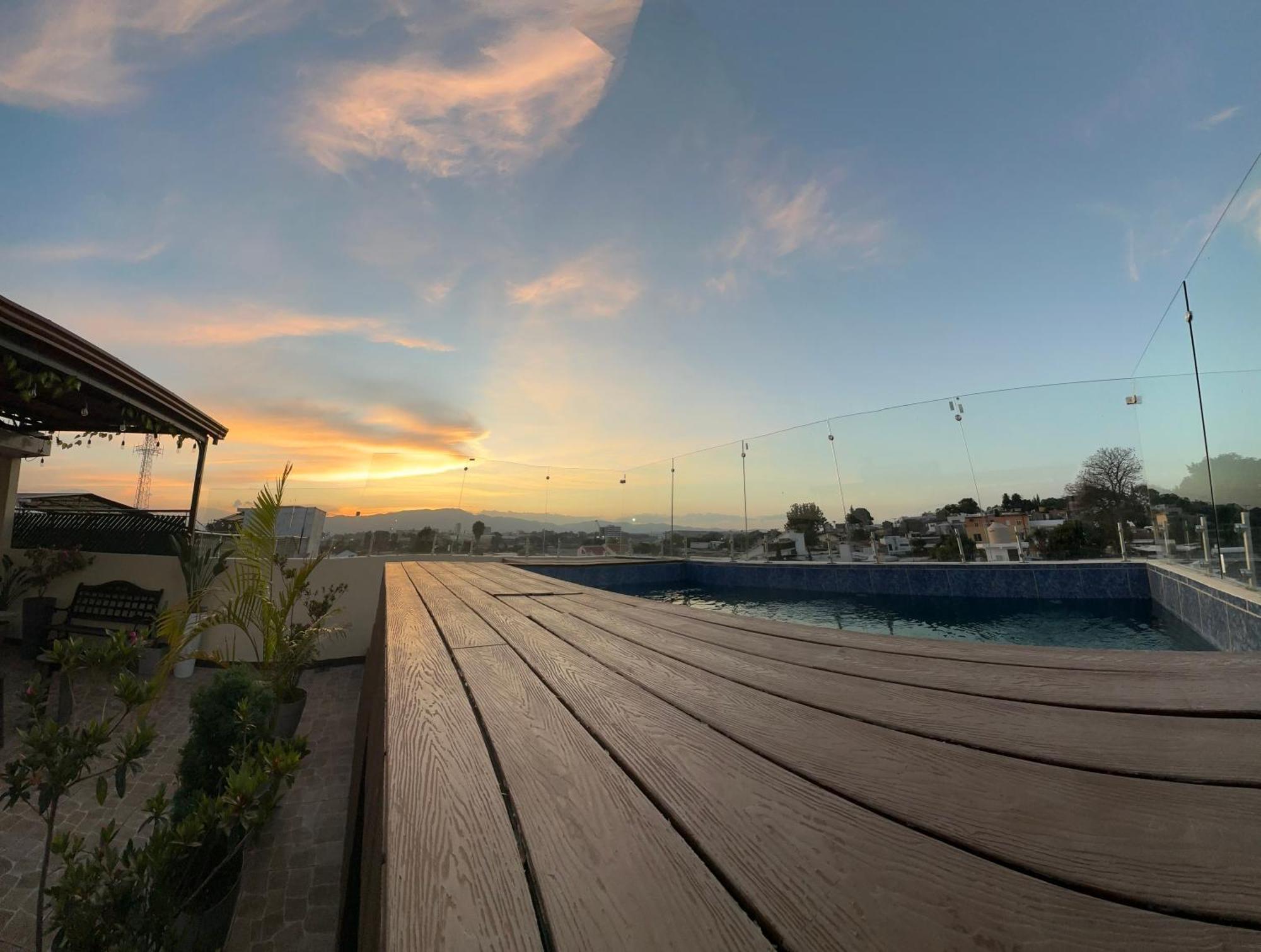 Hotel Sky Garden Guatemala-Stadt Exterior foto